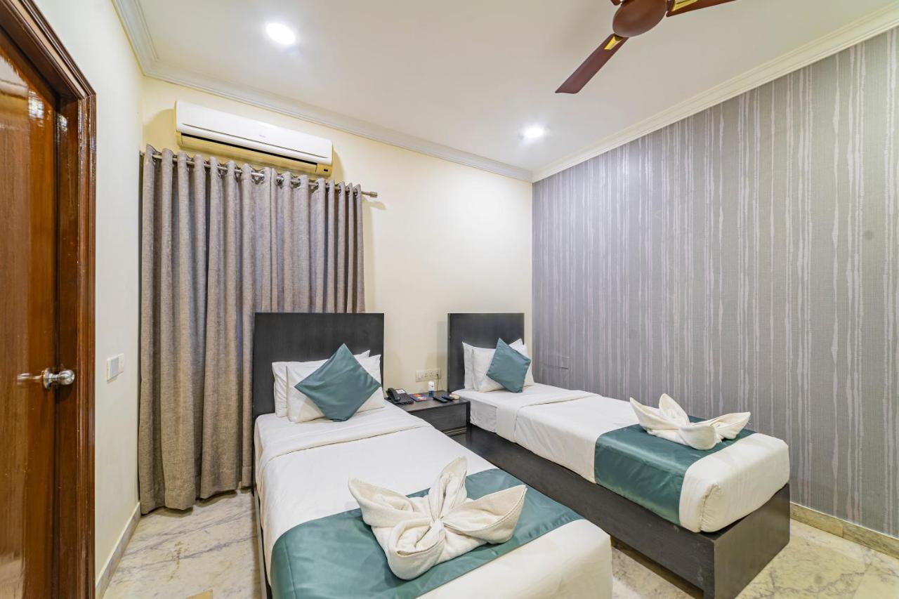 Hotel Athome , Whitefields, Kondapur Хайдарабад Экстерьер фото