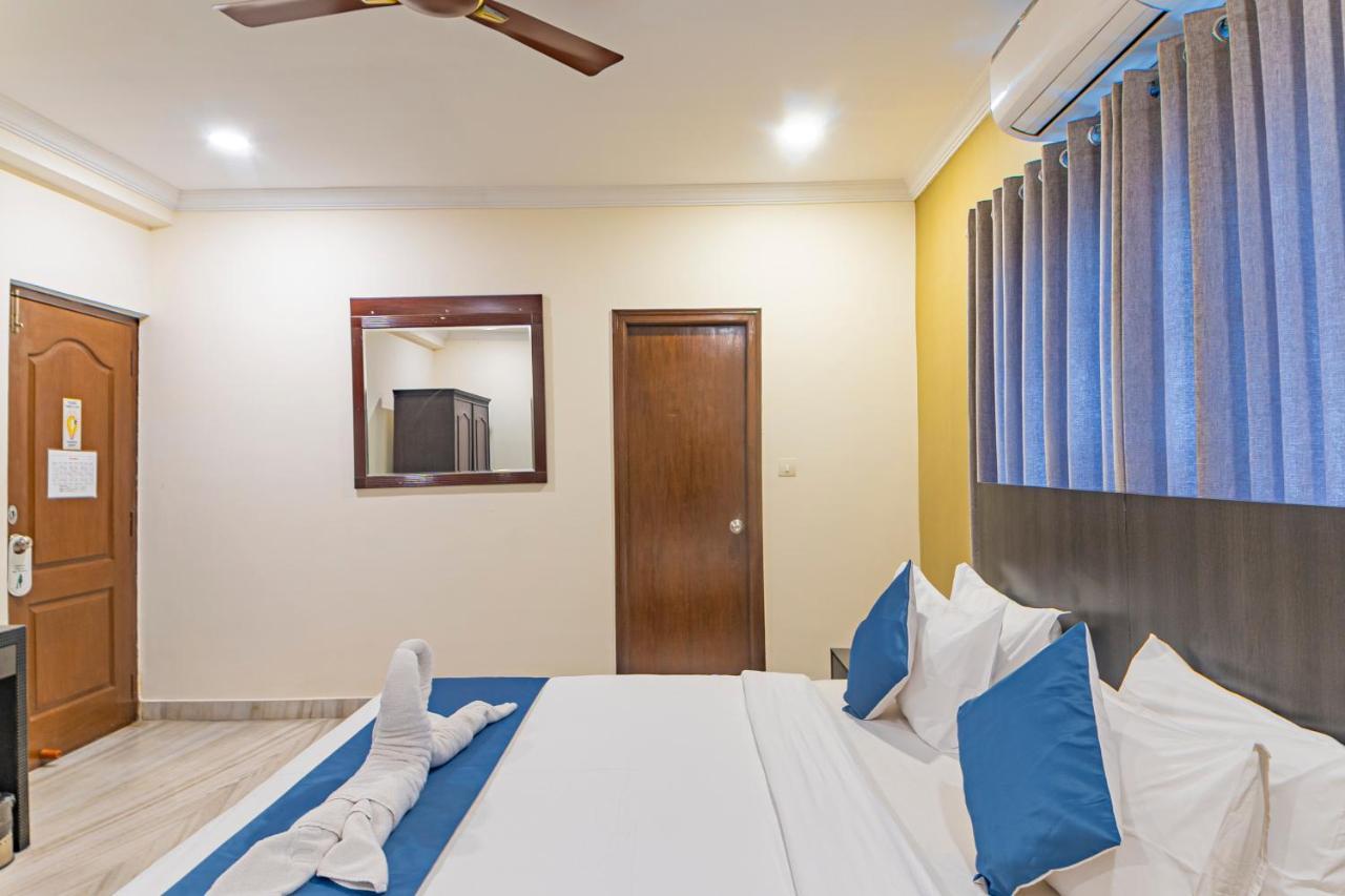 Hotel Athome , Whitefields, Kondapur Хайдарабад Экстерьер фото